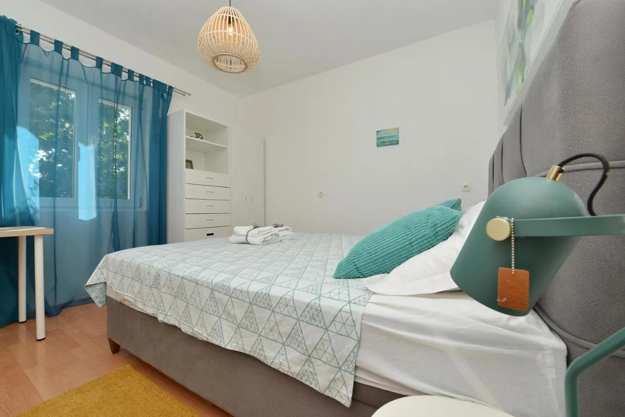 Kimano 2 Apartments With Garden In Zadar 0*,  Croatia