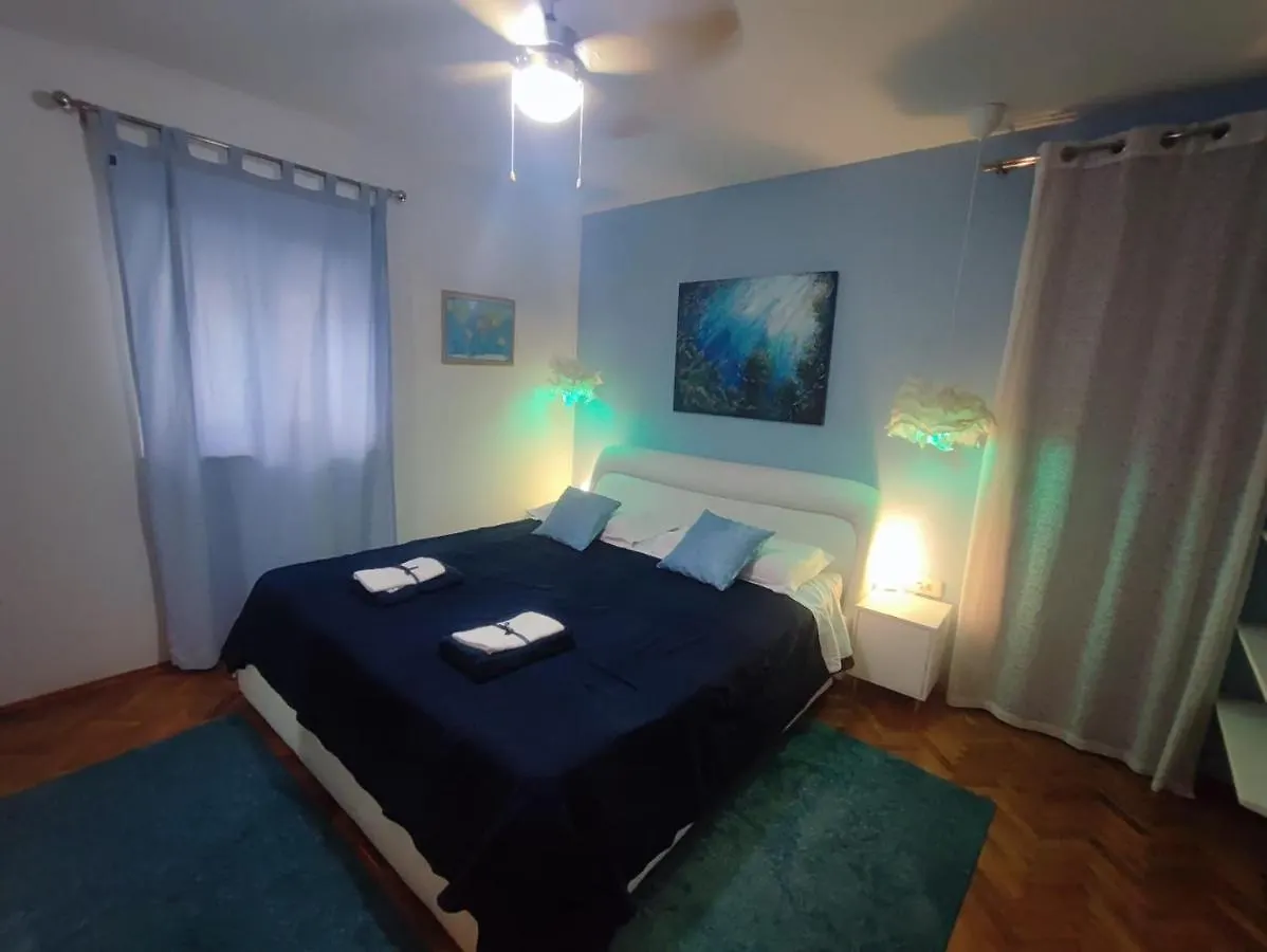 Kimano 2 Apartments With Garden In Zadar