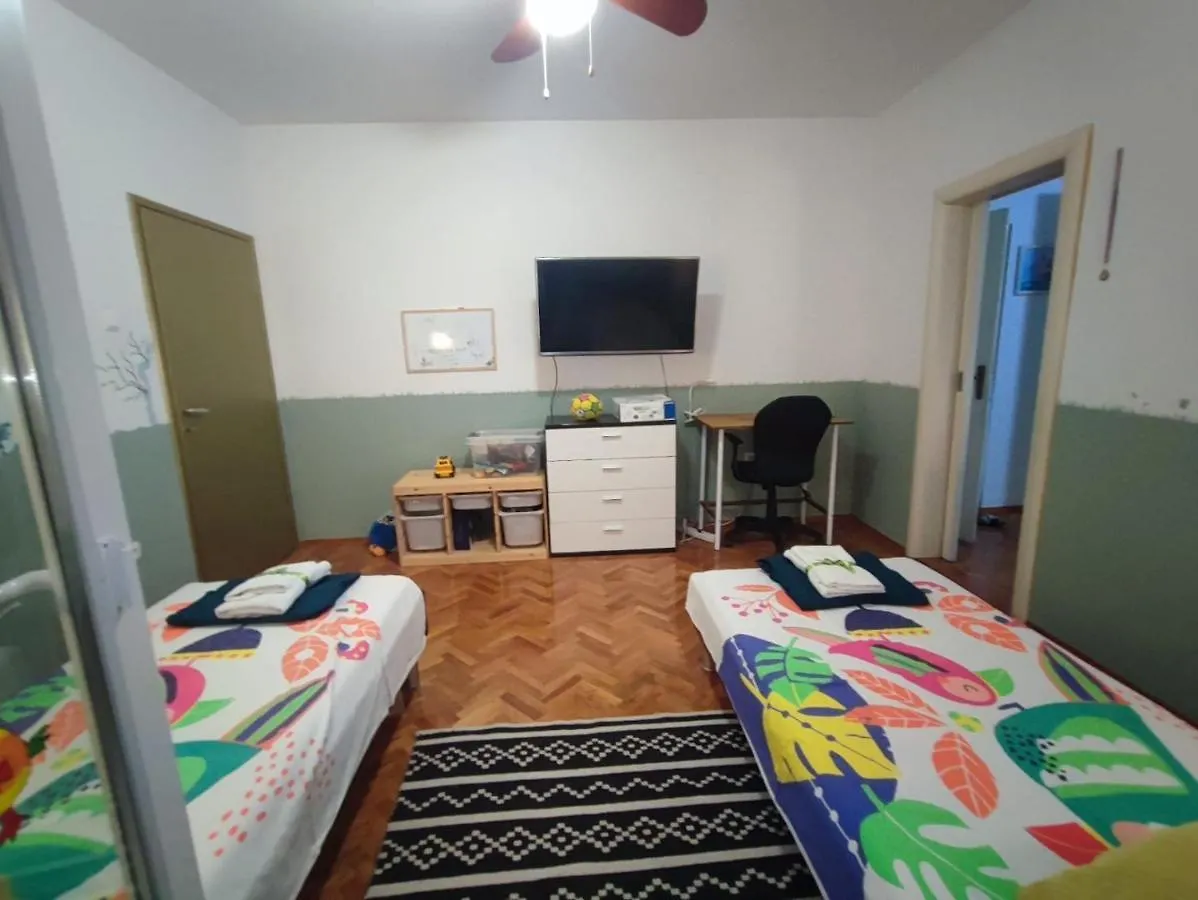 Kimano 2 Apartments With Garden In Zadar